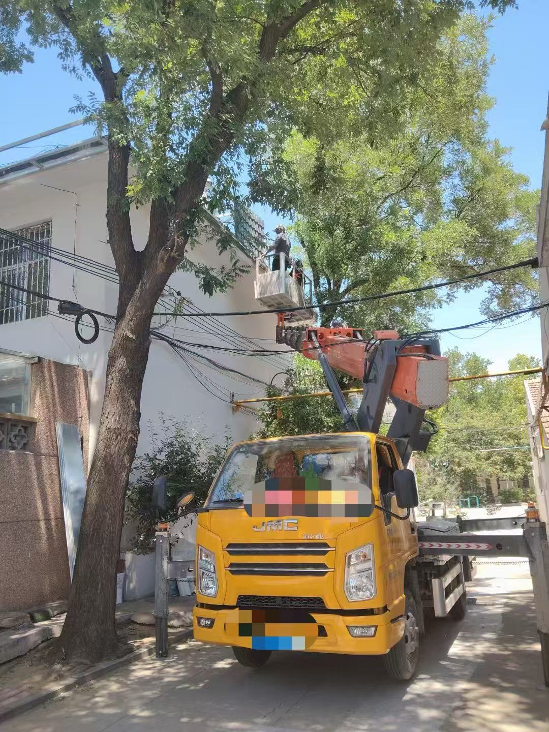 代县高空作业车能吊装重物吗？最大承载多少公斤？