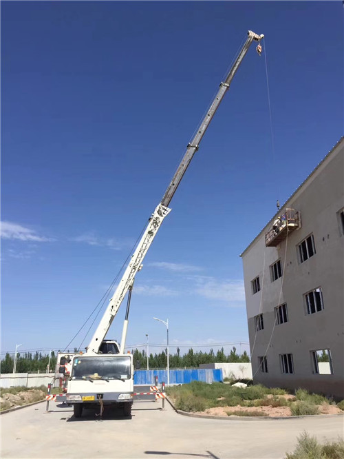 代县“轻装强干”—— 吊车的 “轻量化臂架” 技术